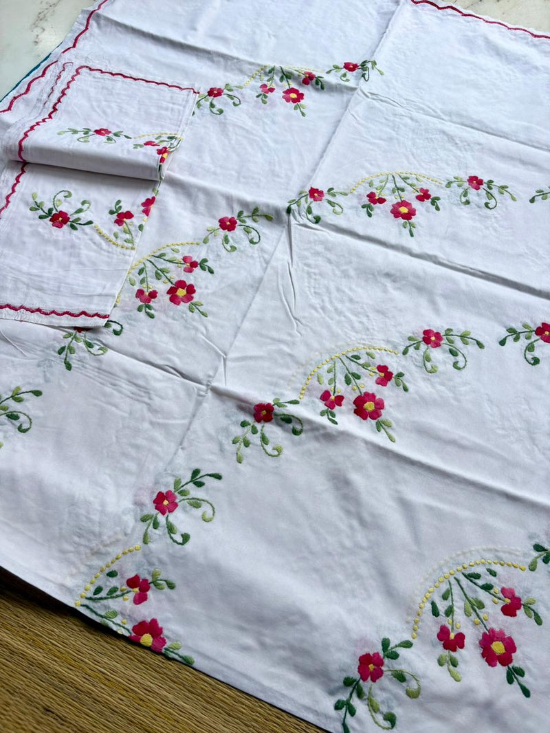 Pure Cotton Queen Size Bedsheets — 09