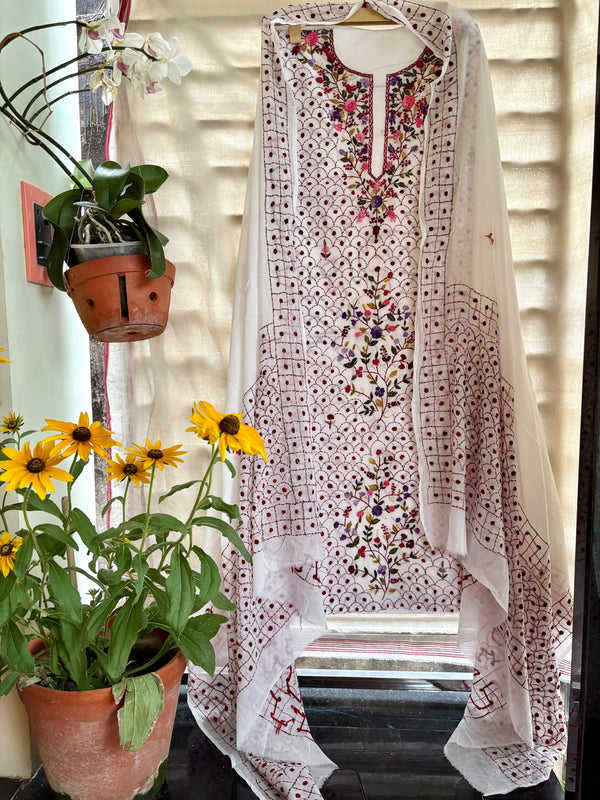 Thread Work Suit in Pure Cotton