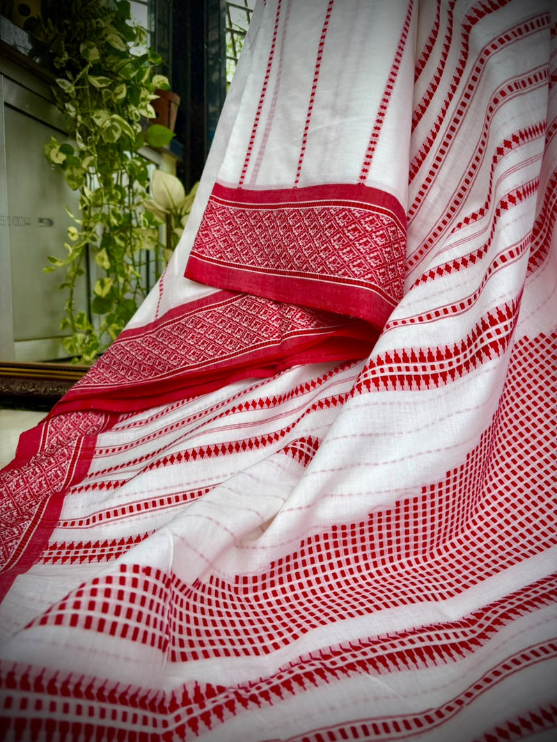 White & Red Saree in Pure Cotton — 06