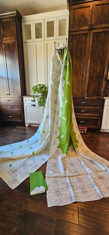 Hand Painted Saree on Pure Silk — Green 11