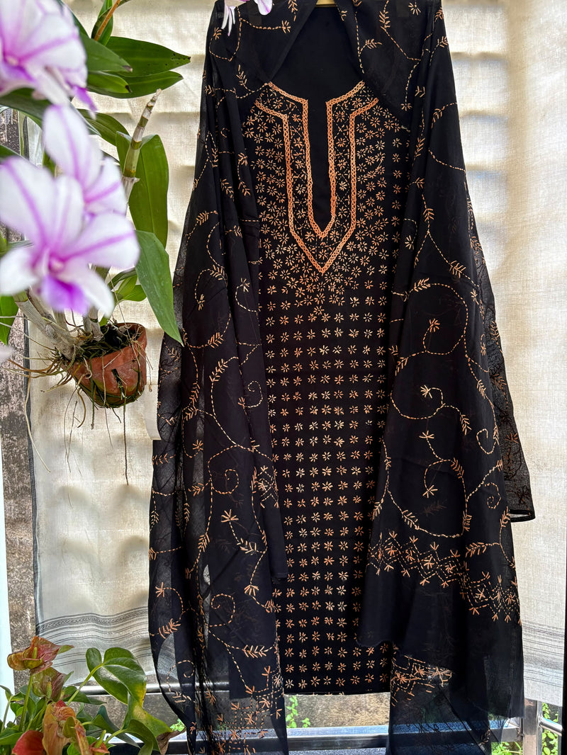 Thread Work Suit in Pure Cotton