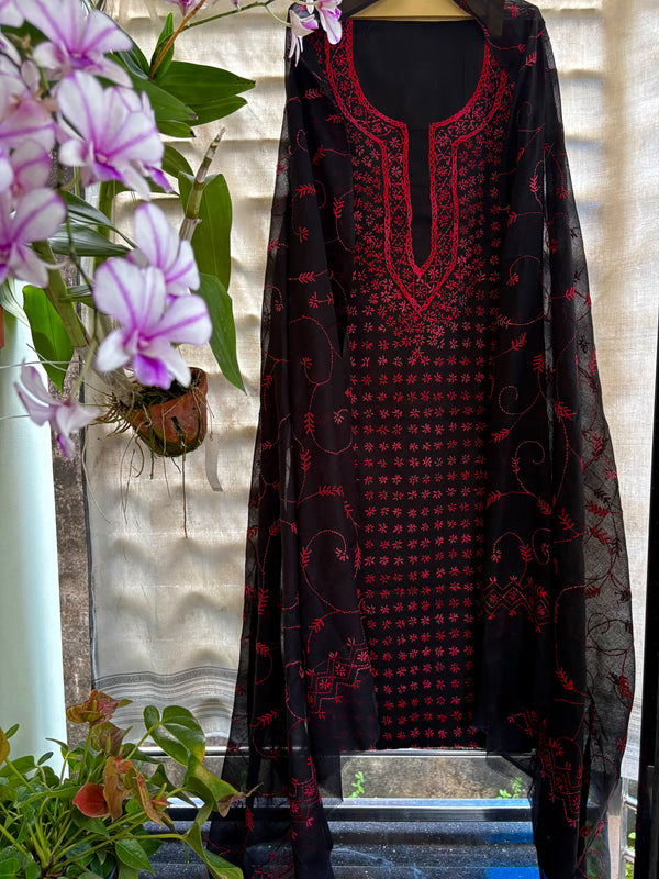 Thread Work Suit in Pure Cotton