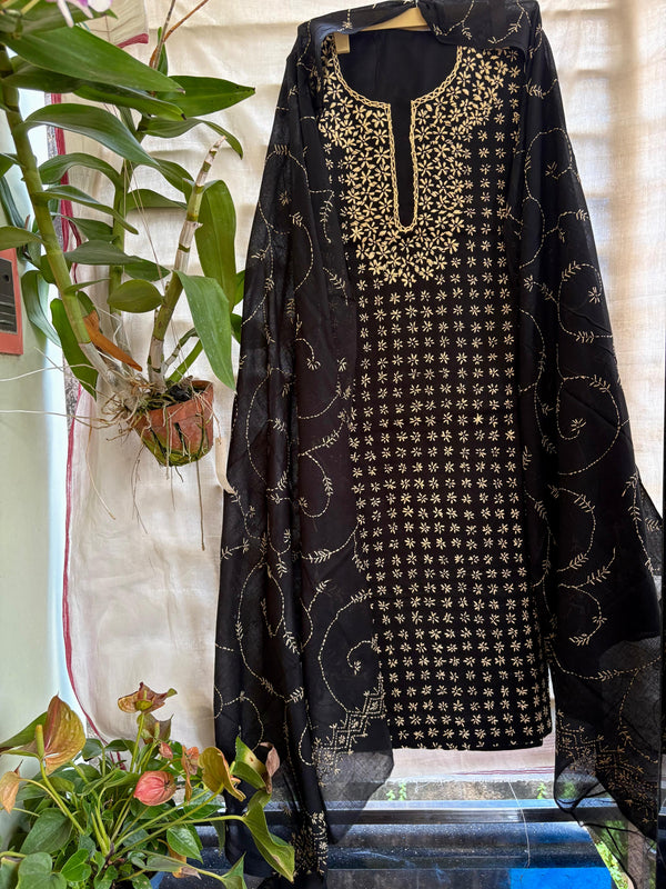 Thread Work Suit in Pure Cotton