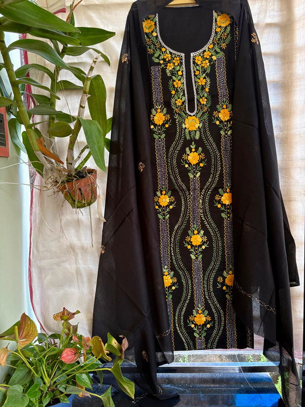 Thread Work Suit in Pure Cotton