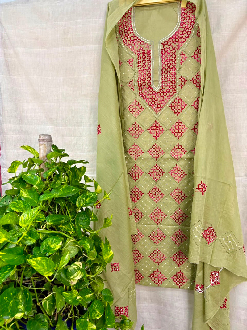 Thread Work Suit in Pure Cotton