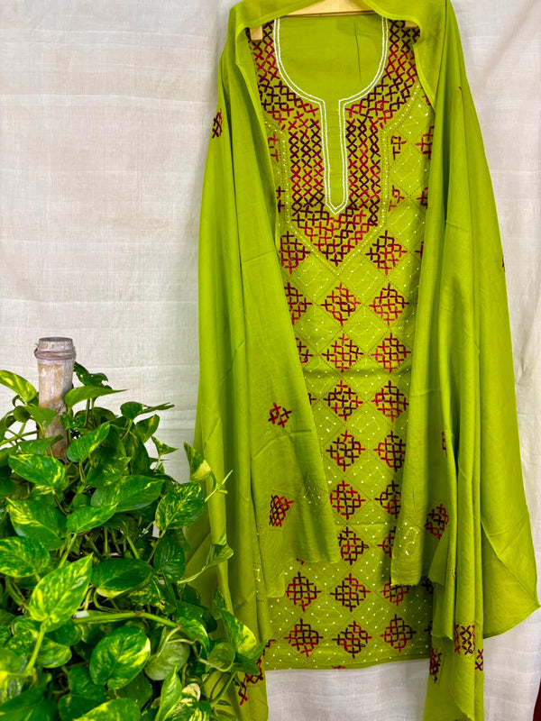 Thread Work Suit in Pure Cotton